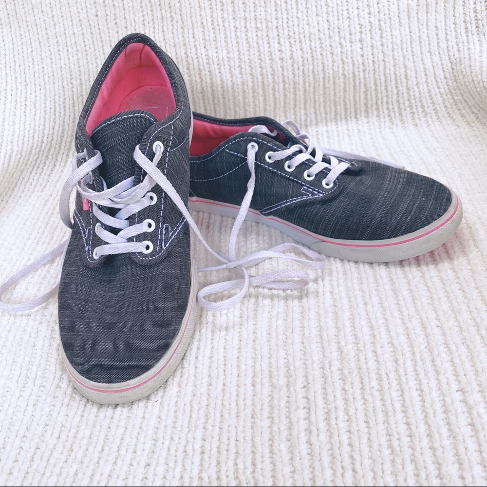 Vans Atwood Low Canvas Sneakers Gray Pink Lace Up Women’s Size 7